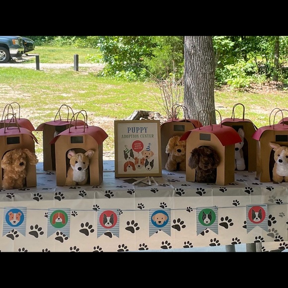 Puppy Themed Birthday Party Decor in colors light blue, blue, green, and red. - Picture 4 of 6